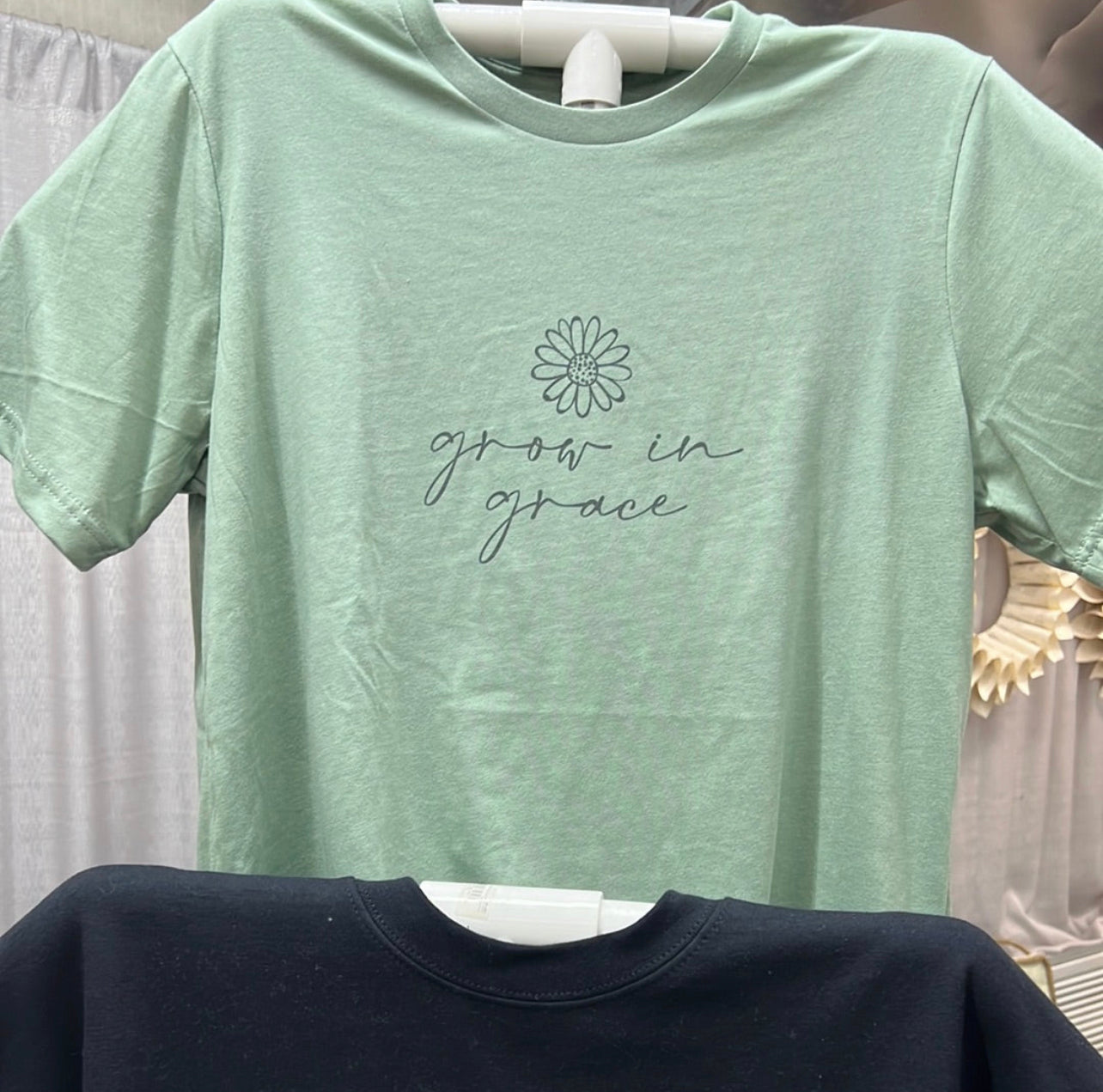 Grow in Grace - Sage tee